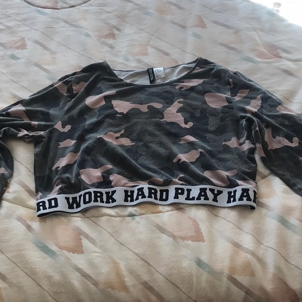 Camo Long Sleeve Crop Top XL